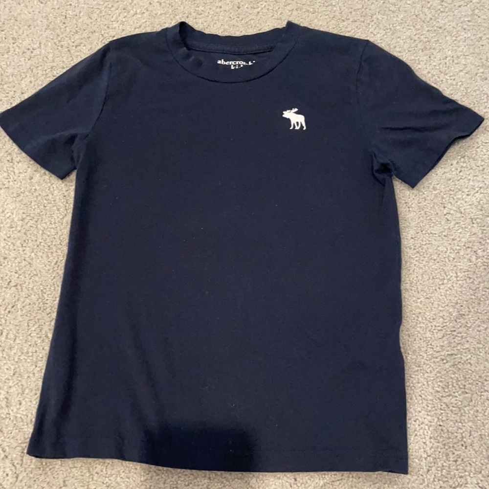 Abercrombie kids navy blue T-shirt size 7-8